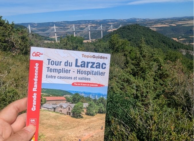 Larzac, le GR®71D dans les pas de la lutte par Frédéric Desfrenne (unecabaneparjour) Larzac, le GR®71D dans les pas de la lutte par Frédéric Desfrenne (unecabaneparjour)